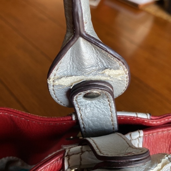 TIGNANELLO stylish Red white stripes 💯 leather 🎉Host Pick 7/22 🎉 - Picture 5 of 10